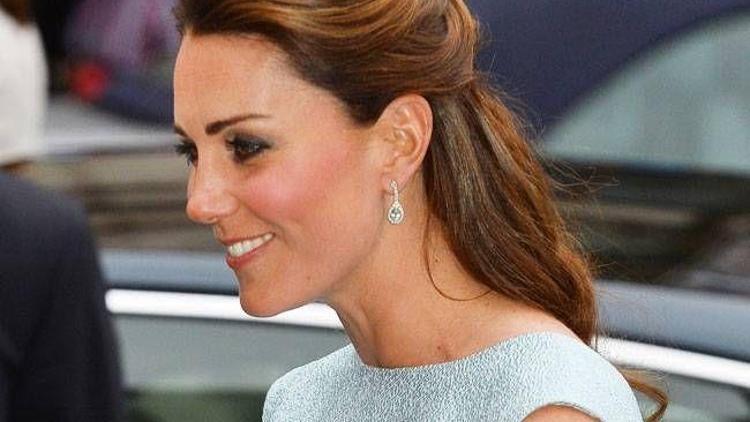 Kate Middleton yine bir mucizeye imza attı