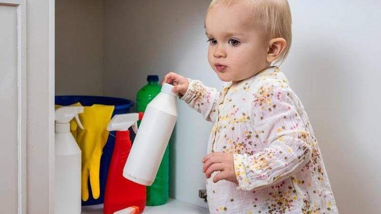 Çocuğunuz deterjan mı içti?