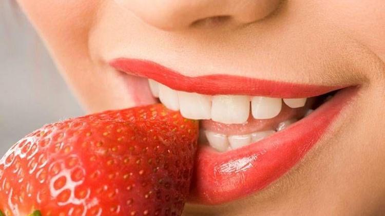 Dişleri güçlendiren 12 besin