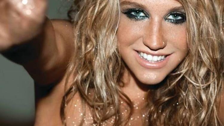 Kesha sevenleriyle Parkorman'da buluşuyor