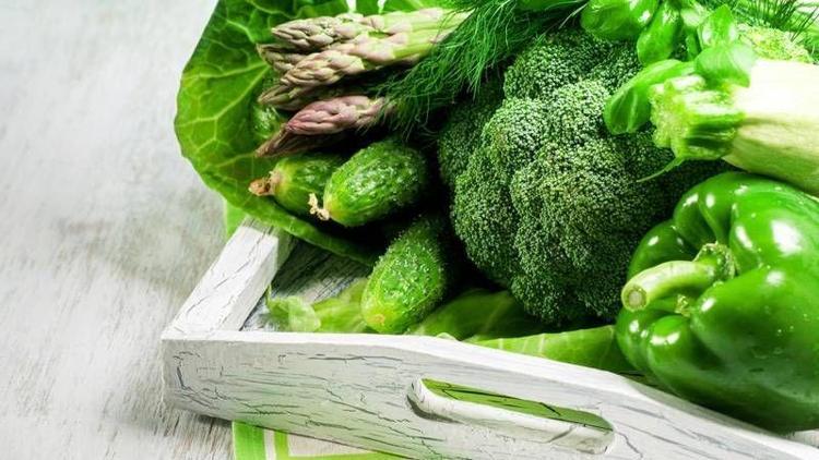 Sağlıklı bir vücut için 10 harika yeşil besin!
