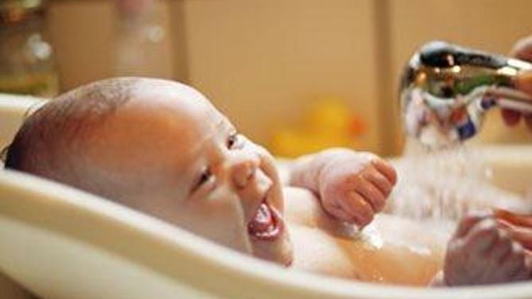 Bebeğinizi güvenli ve doğru yıkayın