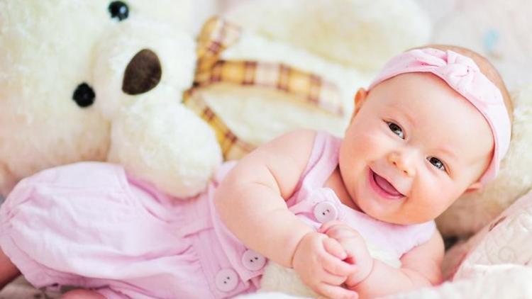 Bebeğe oyuncak verirken nelere dikkat edilmeli?