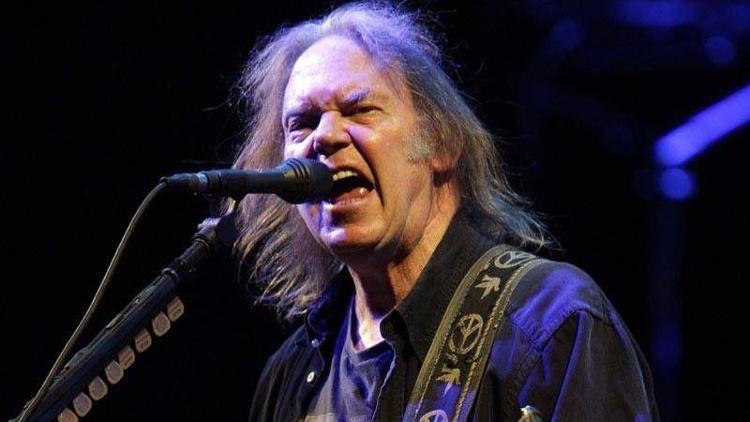 Rock müzik efsanesi Neil Young İstanbul’da