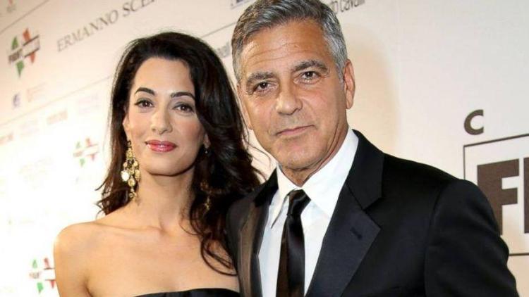 Ünlü aktör George Clooney evlendi!