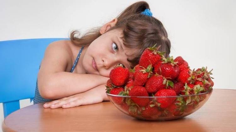 Çocuklarda görülen besin alerjilerini ihmal etmeyin