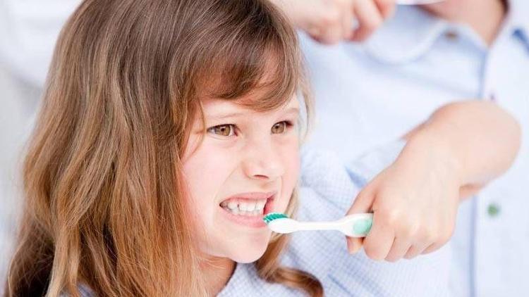 Diş fırçalama alışkanlığı nasıl kazandırılır?
