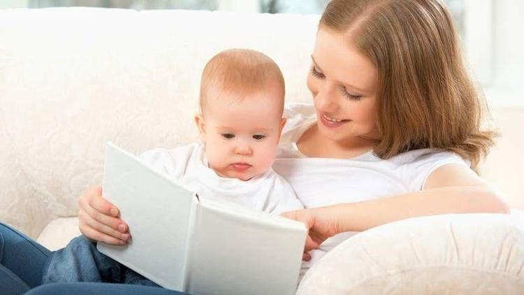 Bebeğinize yüksek sesle kitap okuyun