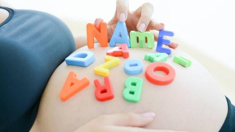 2015 yılında en çok tercih edilen bebek isimleri