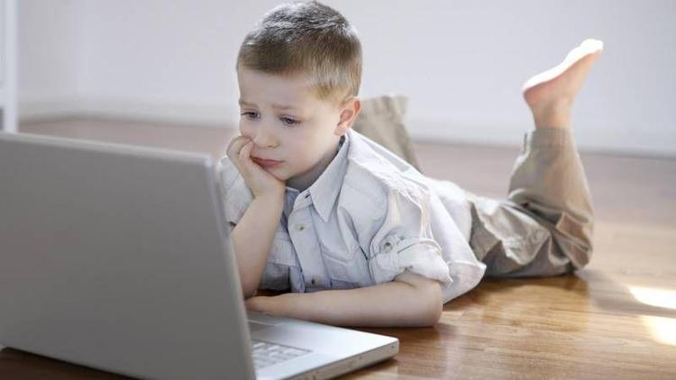 Çocukları teknolojiden uzak tutmanız için 5 sebep