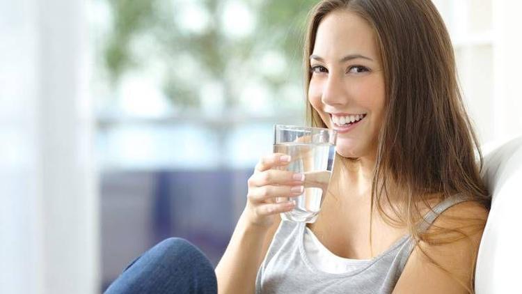 Daha fazla su içmenizi sağlayacak 7 öneri!