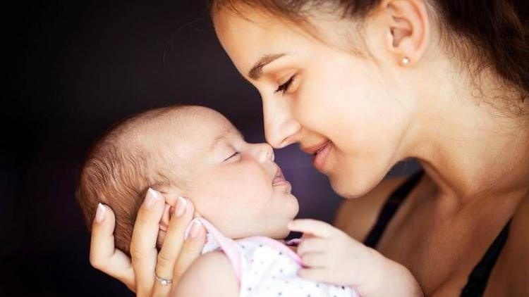 Her ülkenin farklı doğum adetleri var