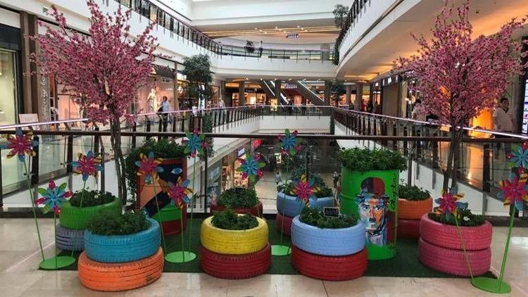 Mall of İstanbul Anneler Günü için çiçek açıyor