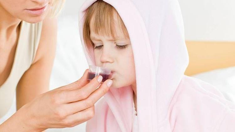 İlaç içmeyen çocuğa nasıl ilaç içirilir?