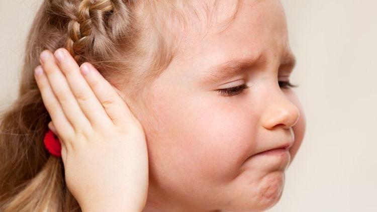 Orta kulak iltihabı kışın çocuklarda sık görülüyor