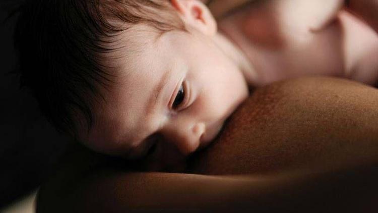 Bebeklerde gece beslenmesi ne zaman sonlandırılmalı?