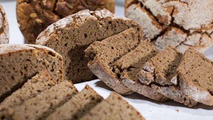 Glutensiz ekmekler sanıldığı kadar besleyici mi?
