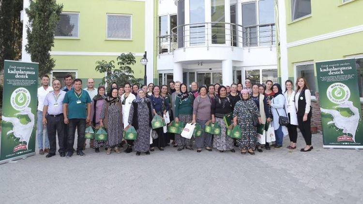 Muratbey’den kadın süt üreticilerine destek