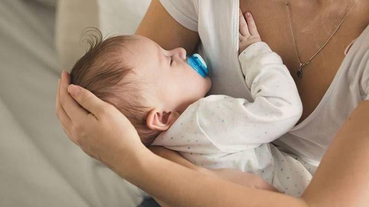 Bebeklerde uyku eğitimine ne zaman başlanır?