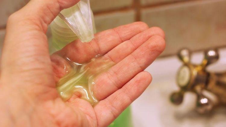 Antibakteriel sabun ve temizleyiciler zararlı mı?