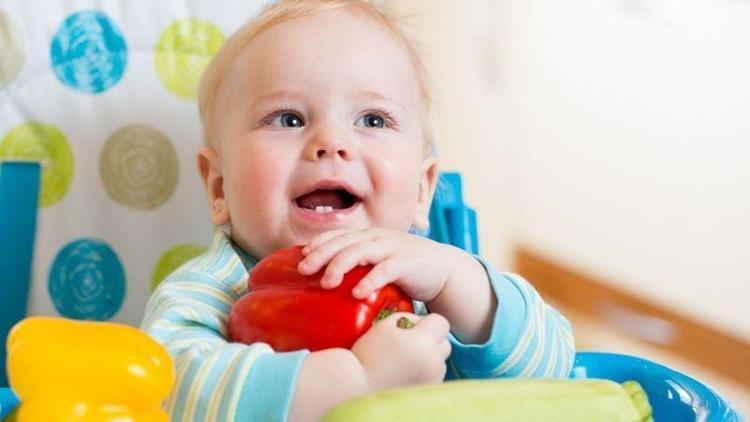 Anne babalar öğrenmeli: Bebeklere sebzeyi sevdirmenin 5 yolu