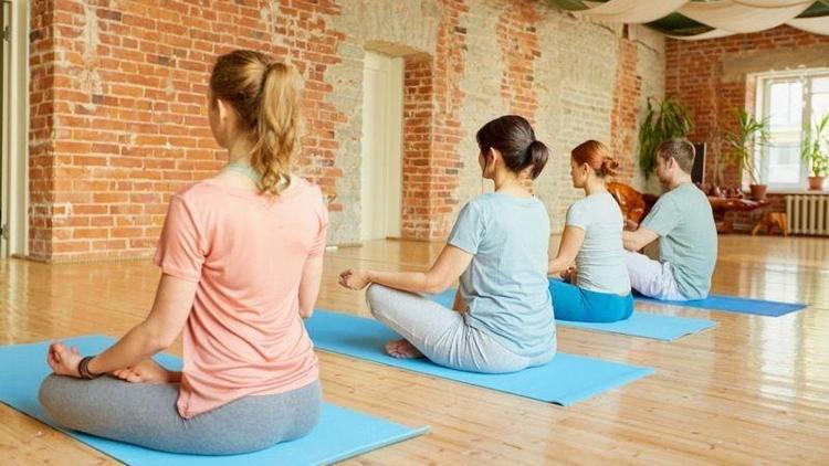 Kanser tedavisine yoga desteği
