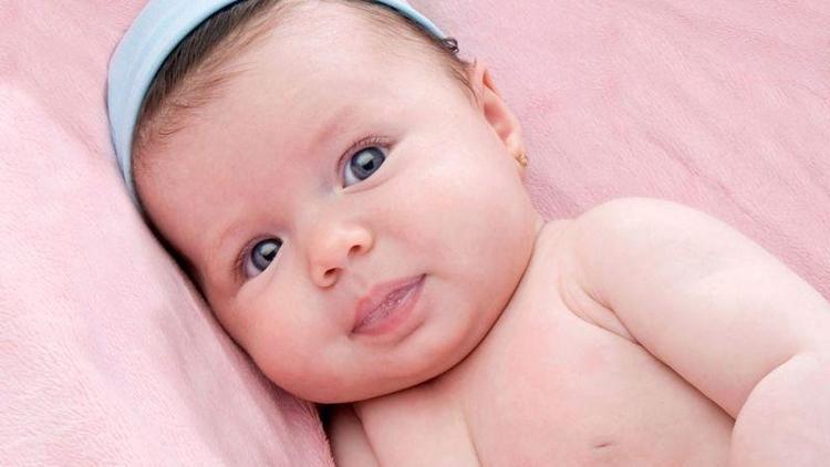 Katarakt yeni doğan bebekte bile görülebilir