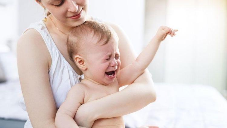 Çocuğunuz sürekli ağlıyorsa kasık fıtığı olabilir
