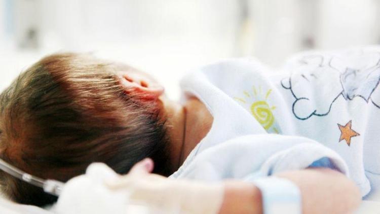 Prematüre bebek bakımının 10 püf noktası