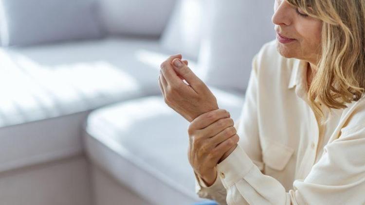 50 yaş üstü her üç kadından biri Osteoporoz riski altında