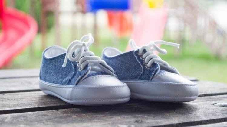 Çocuklara ayakkabı seçerken moda değil sağlık ön planda olmalı