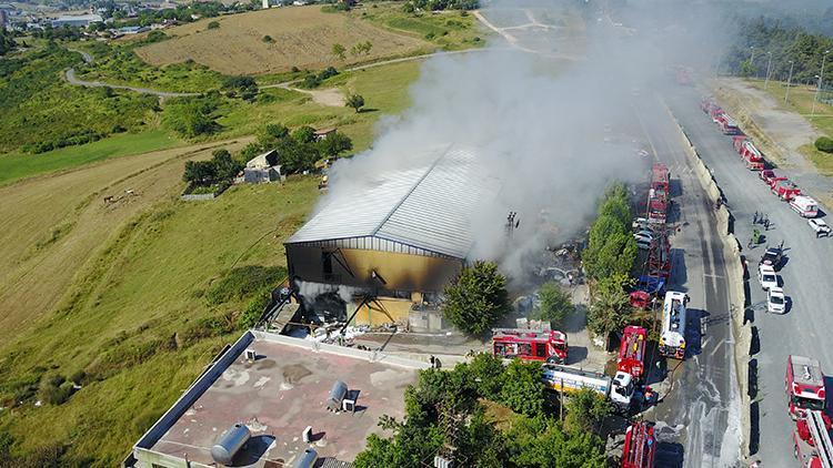 Son dakika haberi: Başakşehirde fabrikada yangın