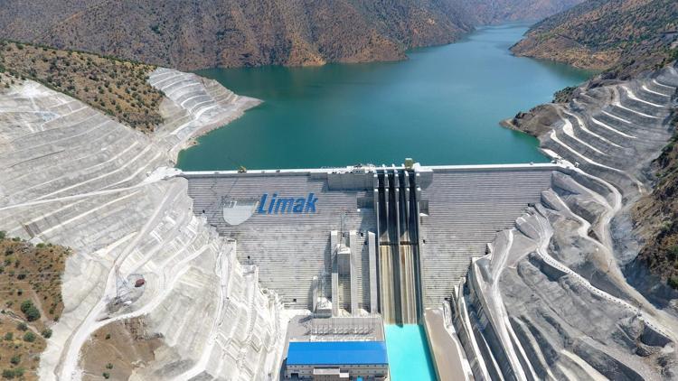 Avrupa’nın en büyük RCC barajı Çetin HES açılıyor