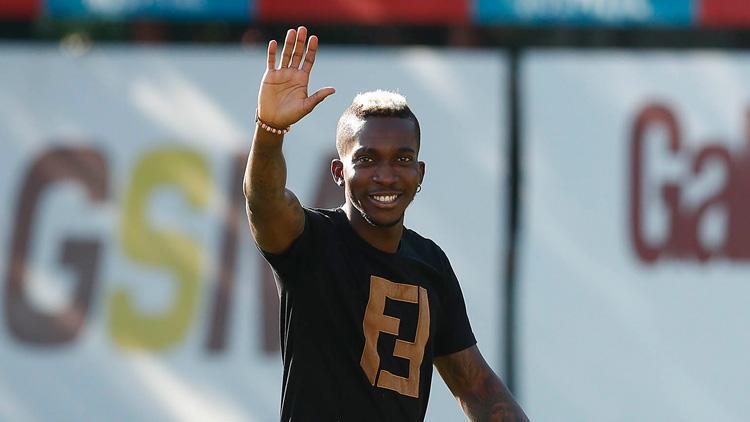 Henry Onyekurudan Galatasaraya veda mesajı