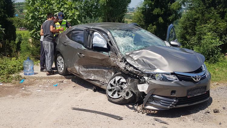 Kocaelide feci kaza: 1i bebek, 1i çocuk 5 yaralı