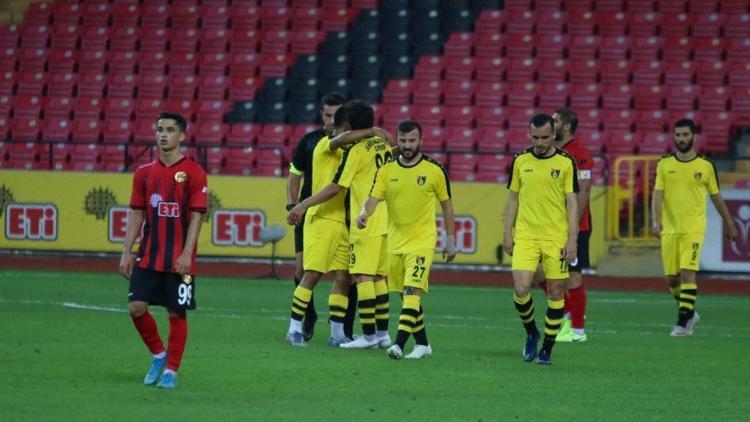 Eskişehirspor 0 - 3 İstanbulspor