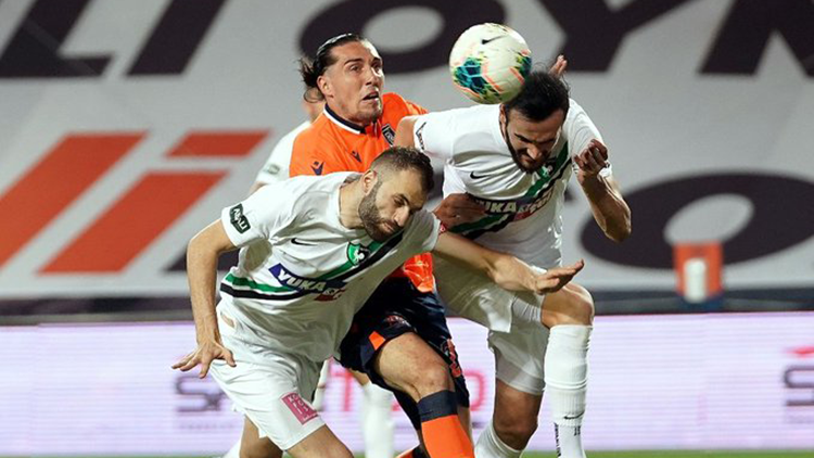 Mustafa Yumludan hakeme tepki: Nereden gördü penaltıyı