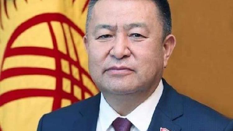 Koronavirüsten hayatını kaybeden Kırgızistan eski Meclis Başkanının son sözleri yürek burktu