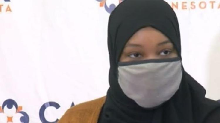 ABDde Starbucks şubesinde Müslüman bir kadının bardağına DEAŞ yazıldı