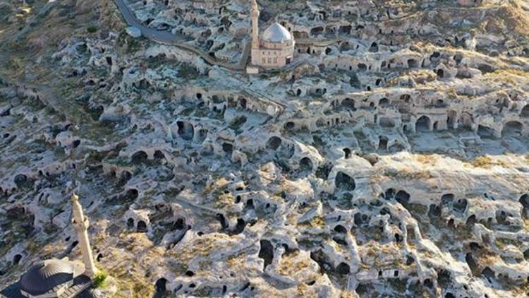 Nevşehirdeki tarihi yamaç yerleşimi turizme açılıyor