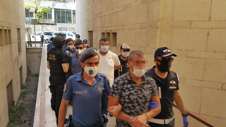 Bursada silahlı suç örgütüne operasyon: 13 gözaltı
