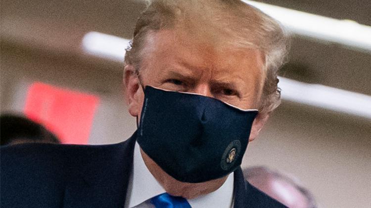 ABD Başkanı Trump aylar sonra ilk kez maskeyle görüntülendi