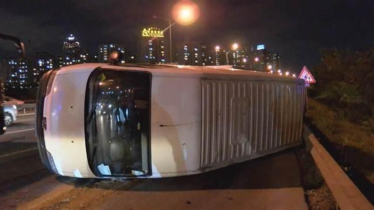 İstanbulda TEMde kaza Trafik kilitlendi