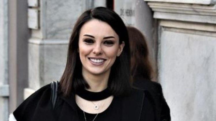 Tuvana Türkay kimdir kaç yaşında Tuvana Türkay dizileri ve filmleri