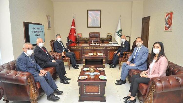 Vali Yılmazdan Başkan Kara ve Rektör Türke ziyaret