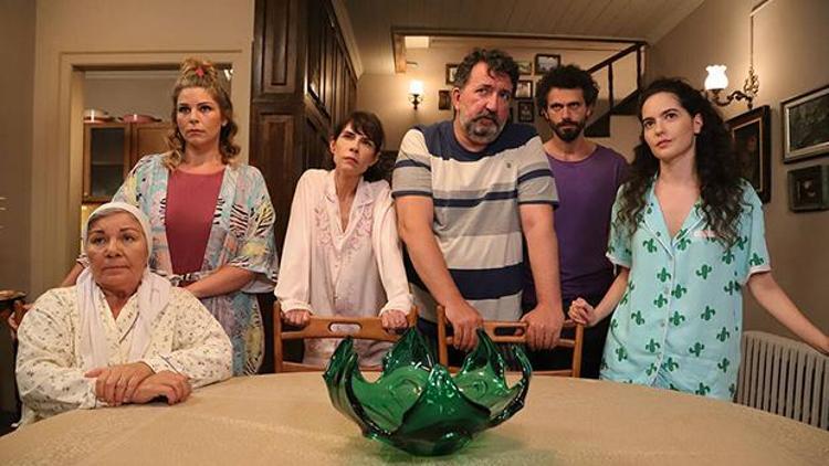 Çatı Katı Aşk 2. bölüm tam ve kesintisiz izle: Çatı Katı Aşk 3. yeni bölüm fragmanı yayınlandı mı