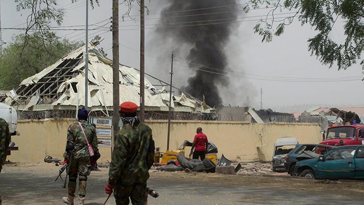 Nijeryada terör örgütü Boko Haramın kampı imha edildi