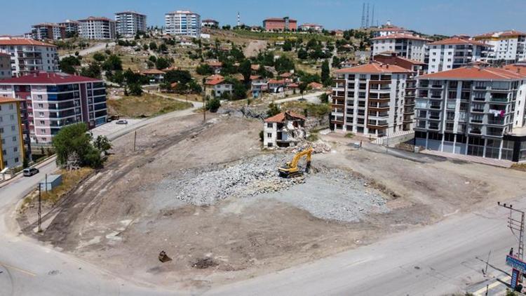 İkinci havuz için düğmeye basıldı