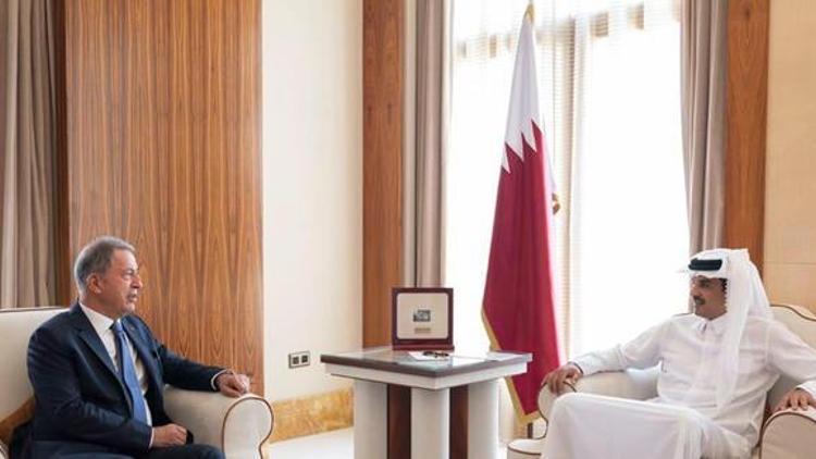 Son dakika haberi: Bakan Akar Katarda Al Thani ile görüştü