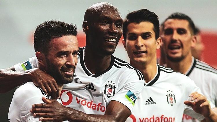 Beşiktaşta Gökhan Gönül, Fenerbahçeye attığı golde sevinmedi